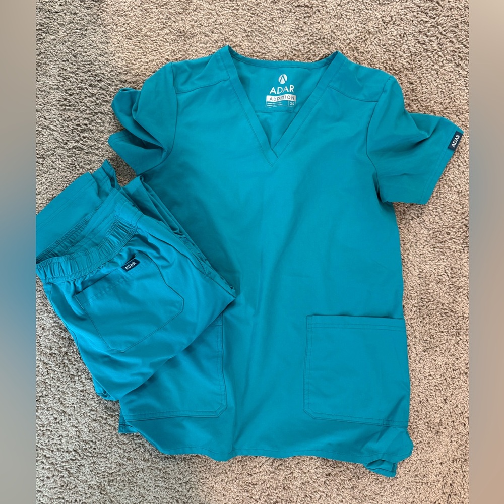 Adar Teal Scrub Set
